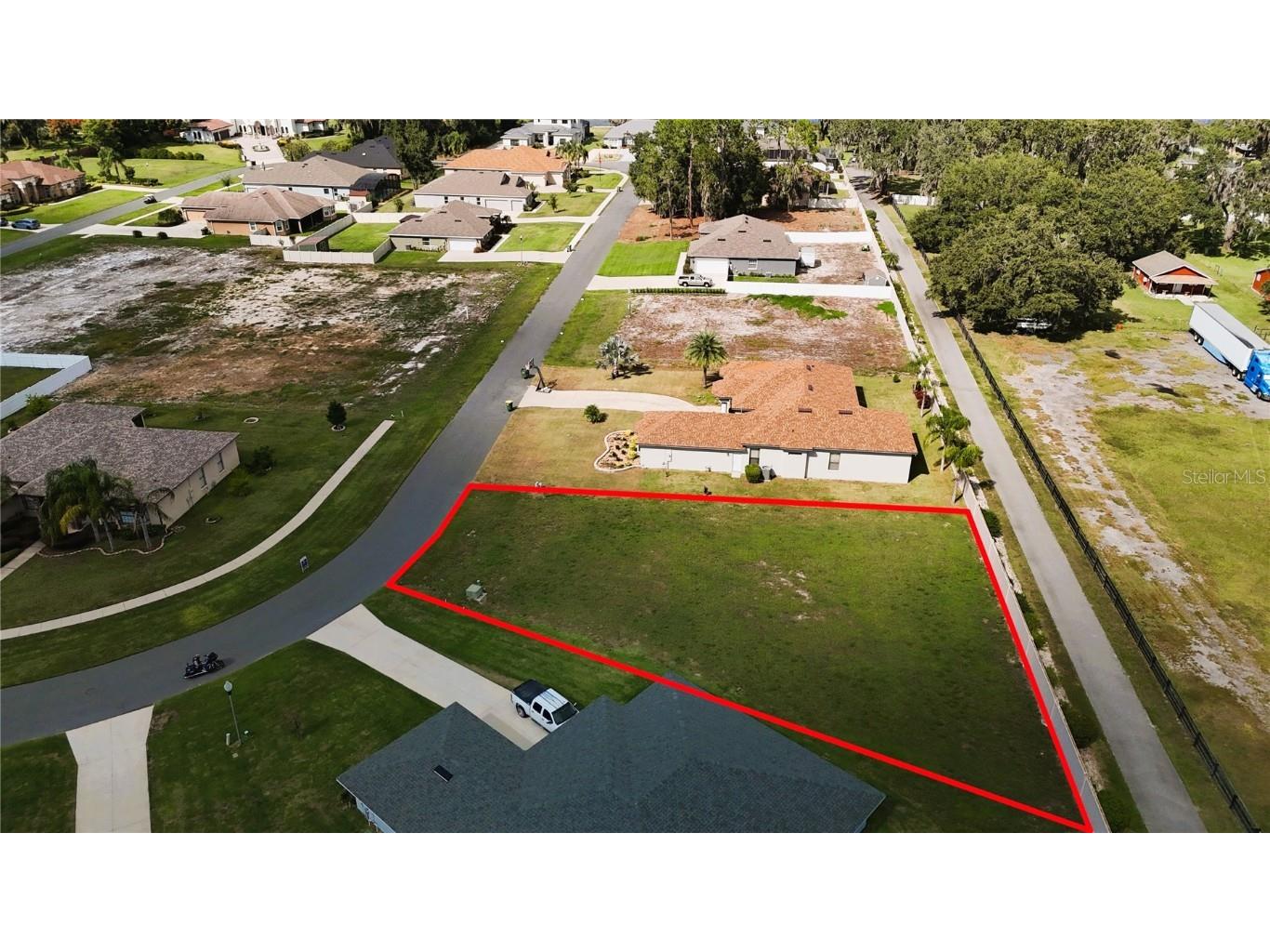 817 Oaks Shores Road Leesburg FL 34748 - LAKE GRIFFIN G5091614 image2