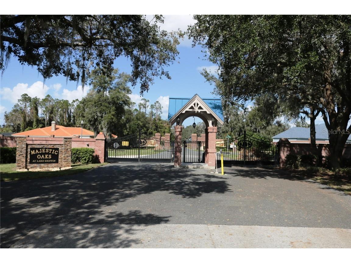 817 Oaks Shores Road Leesburg FL 34748 - LAKE GRIFFIN G5091614 image9