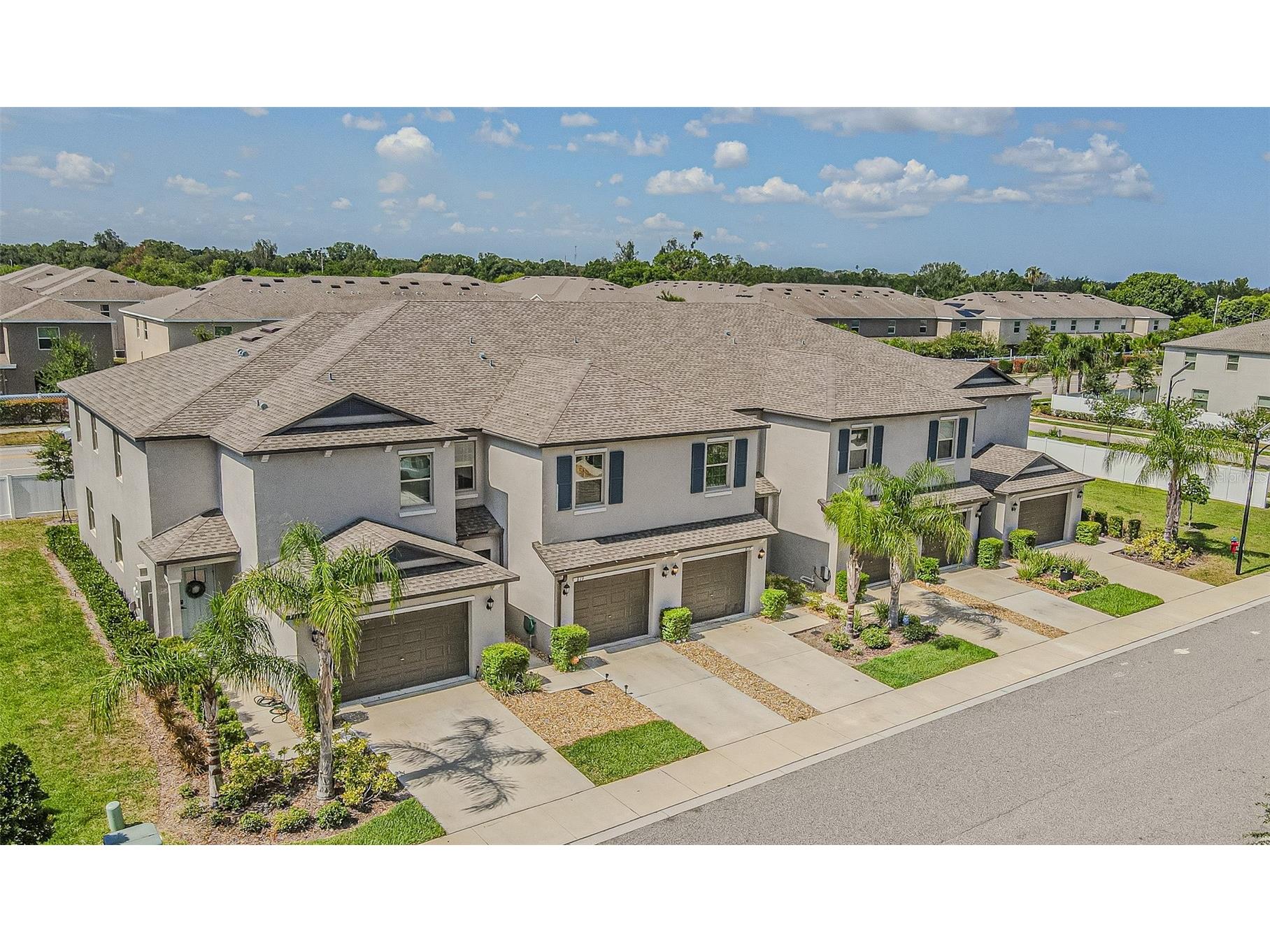 817 Royal Empress Drive Ruskin FL 33570 TB8510491 image5