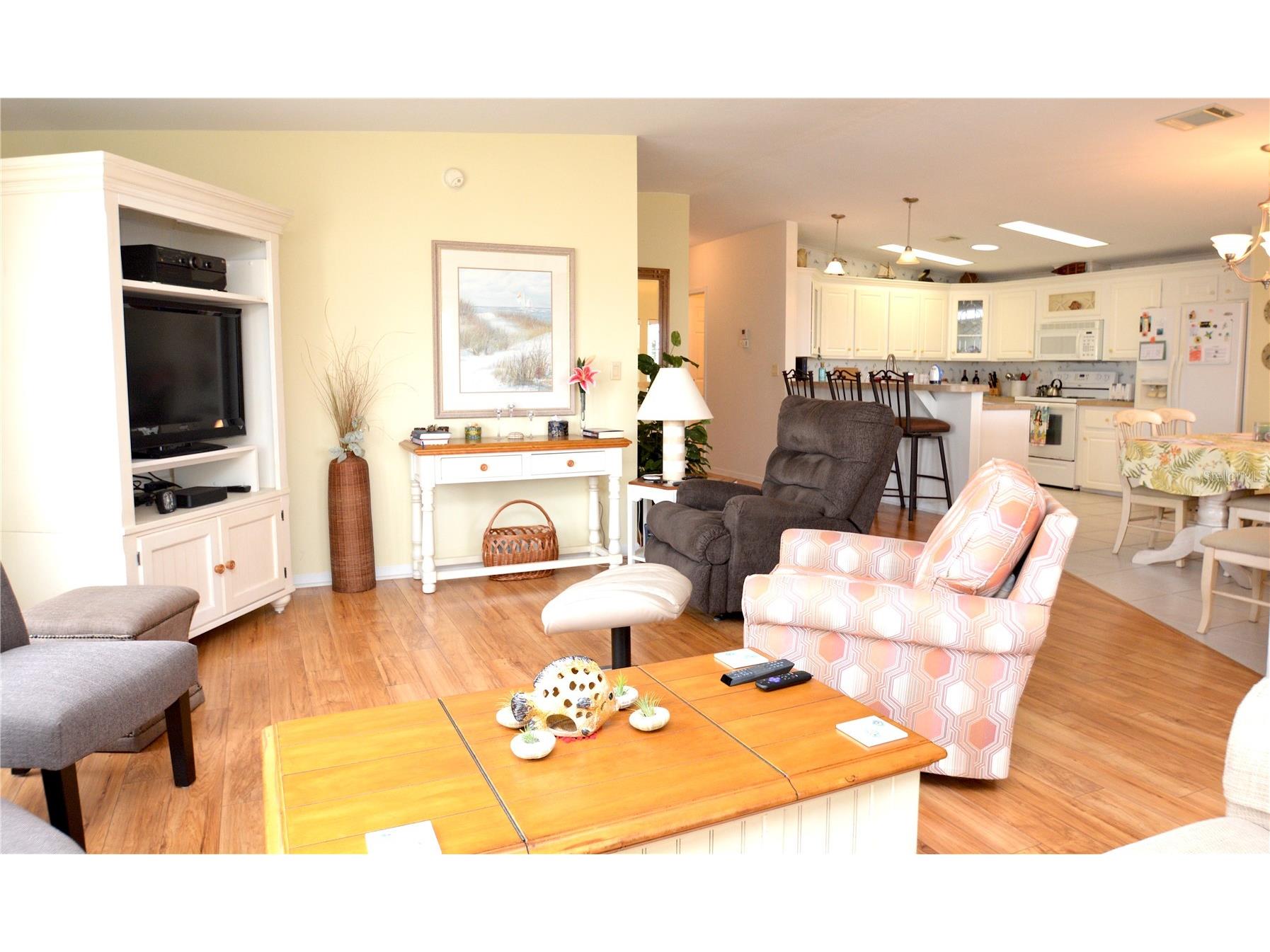 817 S Green Circle Venice FL 34285 A4678782 image7