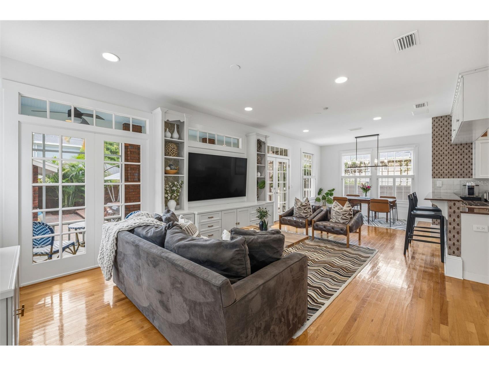 817 S Willow Avenue Tampa FL 33606 TB8513887 image22