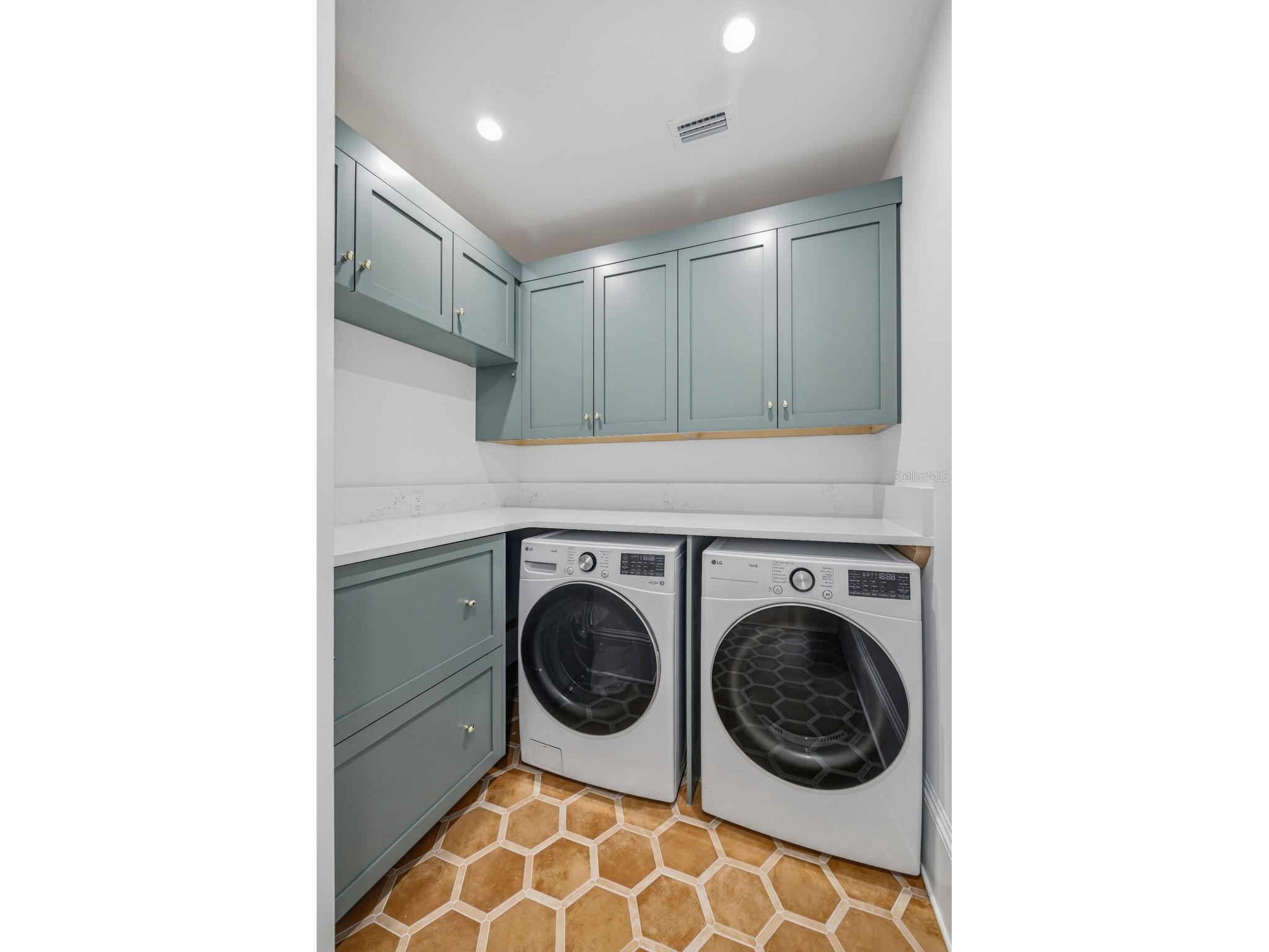 817 S Willow Avenue Tampa FL 33606 TB8513887 image41
