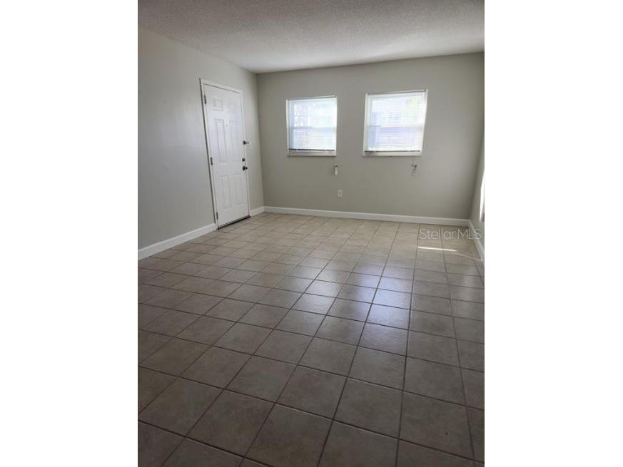 817 Sky Lake Circle #A Orlando FL 32809 S5147782 image2