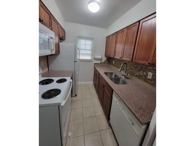 817 Sky Lake Circle #A Orlando FL 32809 S5147782 image5