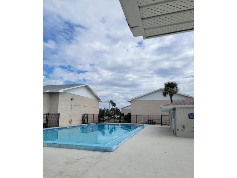 817 Sky Lake Circle #A Orlando FL 32809 S5147782 image8