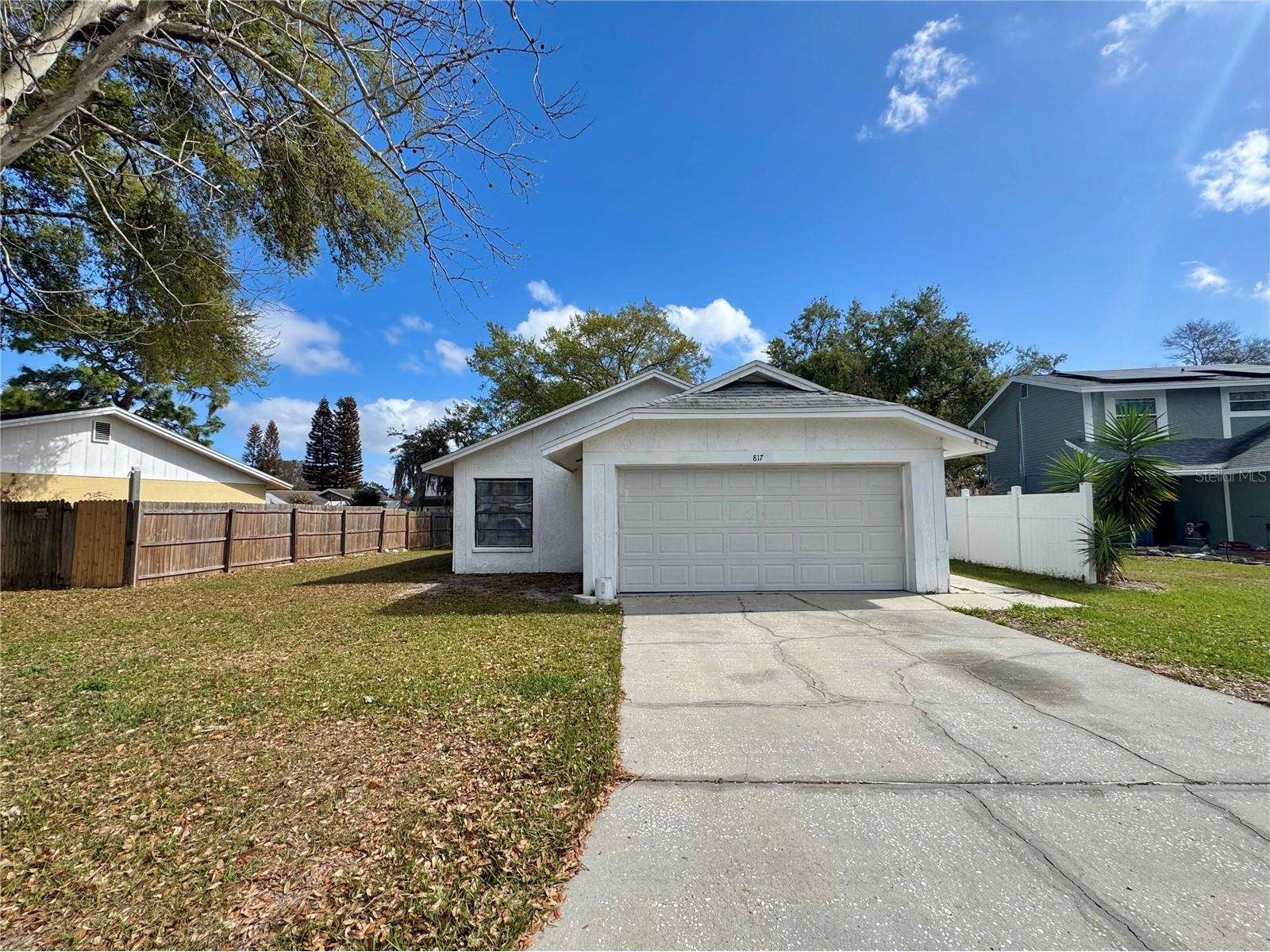 817 Whisper Lake Court Winter Haven FL 33880 P4938016 image1