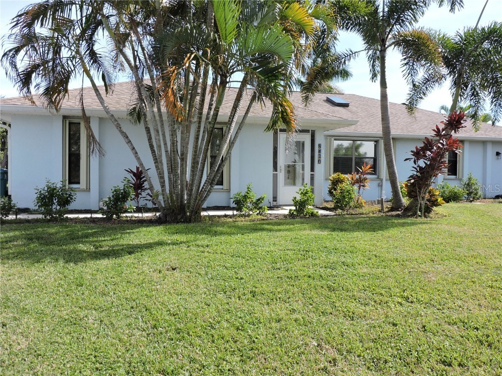 8170 Casa De Meadows Drive Englewood FL 34224 - CASA DE MEADOWS LAKE N6141286 image2