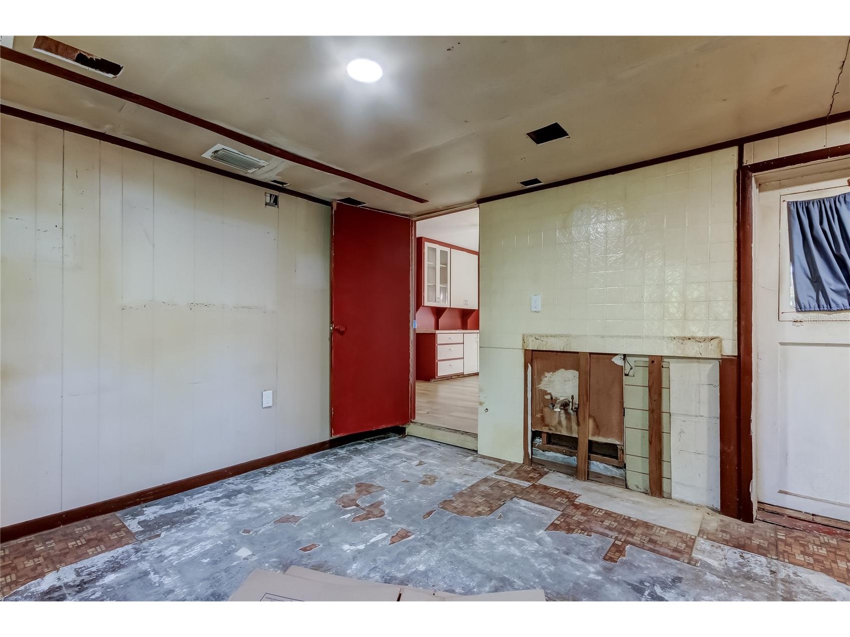 8171 37th Avenue N Saint Petersburg FL 33710 TB8475451 image10