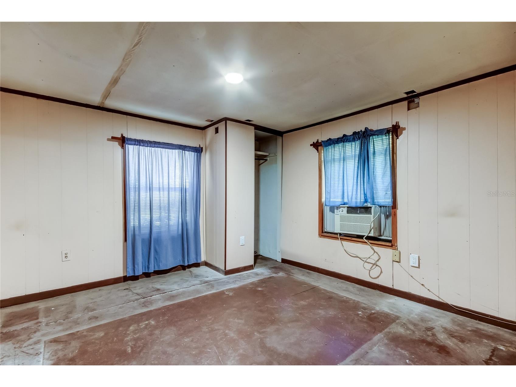 8171 37th Avenue N Saint Petersburg FL 33710 TB8475451 image13