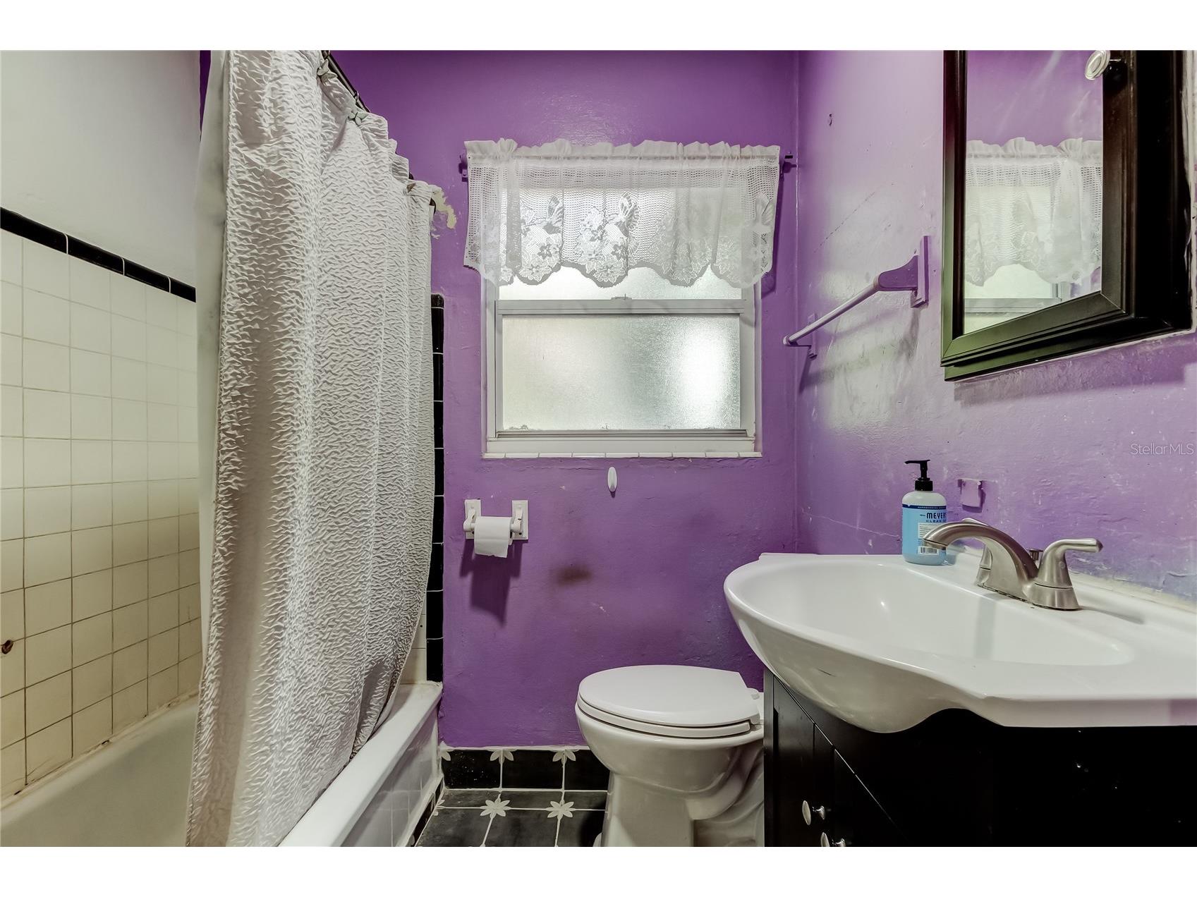 8171 37th Avenue N Saint Petersburg FL 33710 TB8475451 image21