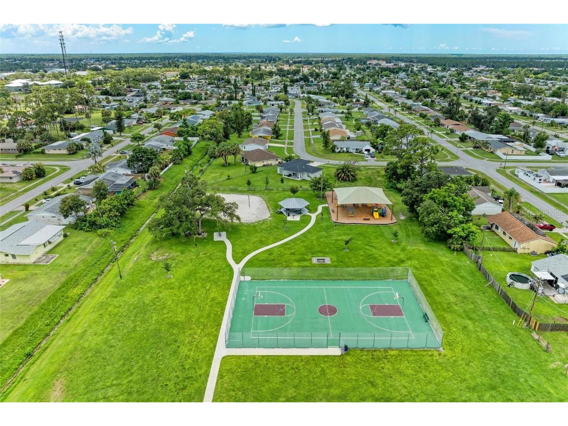 8172 Boca Grande Avenue North Port FL 34287 TB8418575 image60