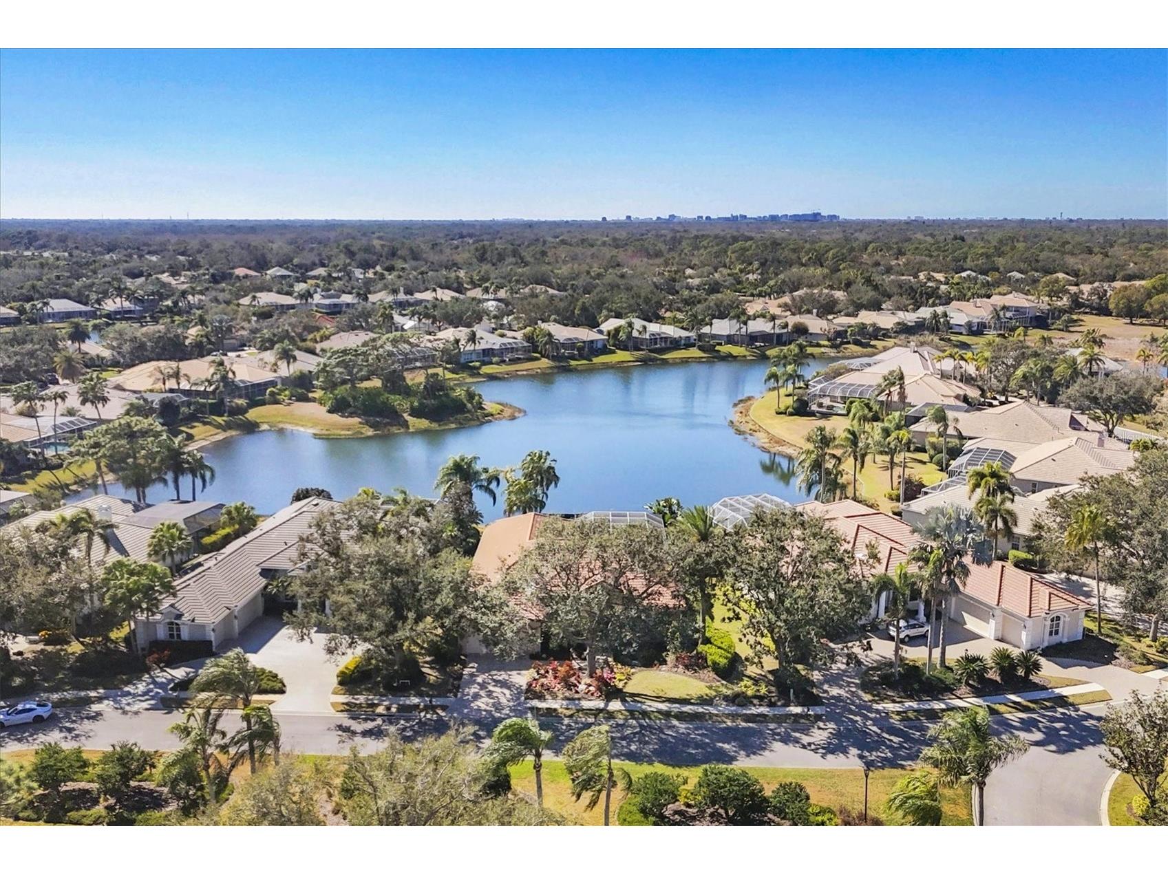 8172 Collingwood Court University Park FL 34201 A4681207 image37