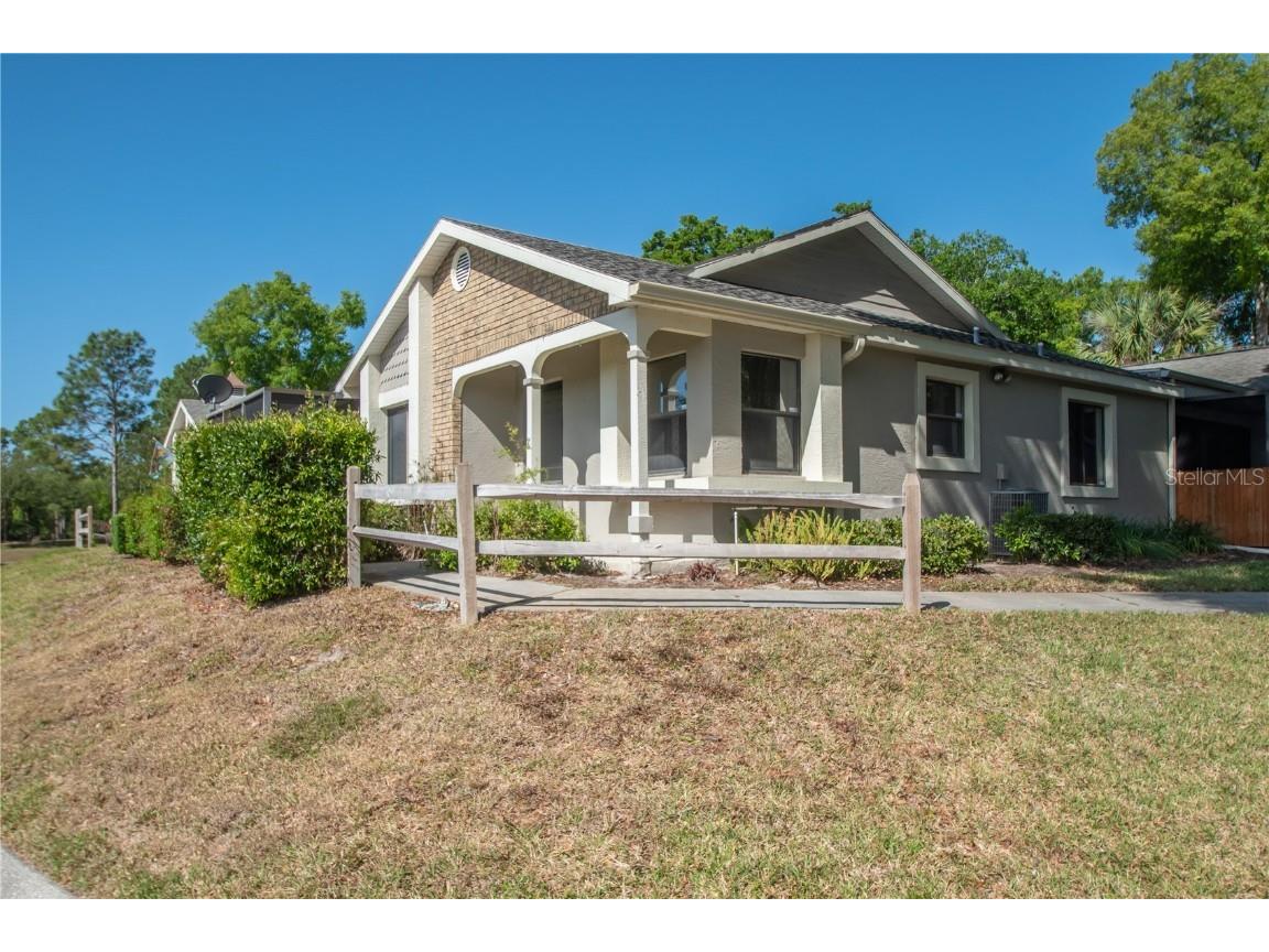 8172 Sturbridge Court Weeki Wachee FL 34613 W7863214 image1