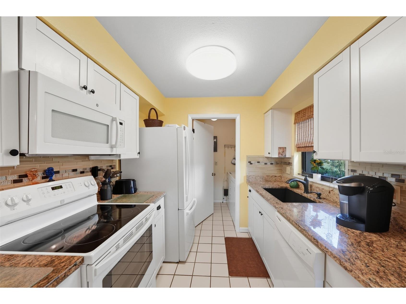 8174 Sturbridge Court #8174 Weeki Wachee FL 34613 W7879469 image4