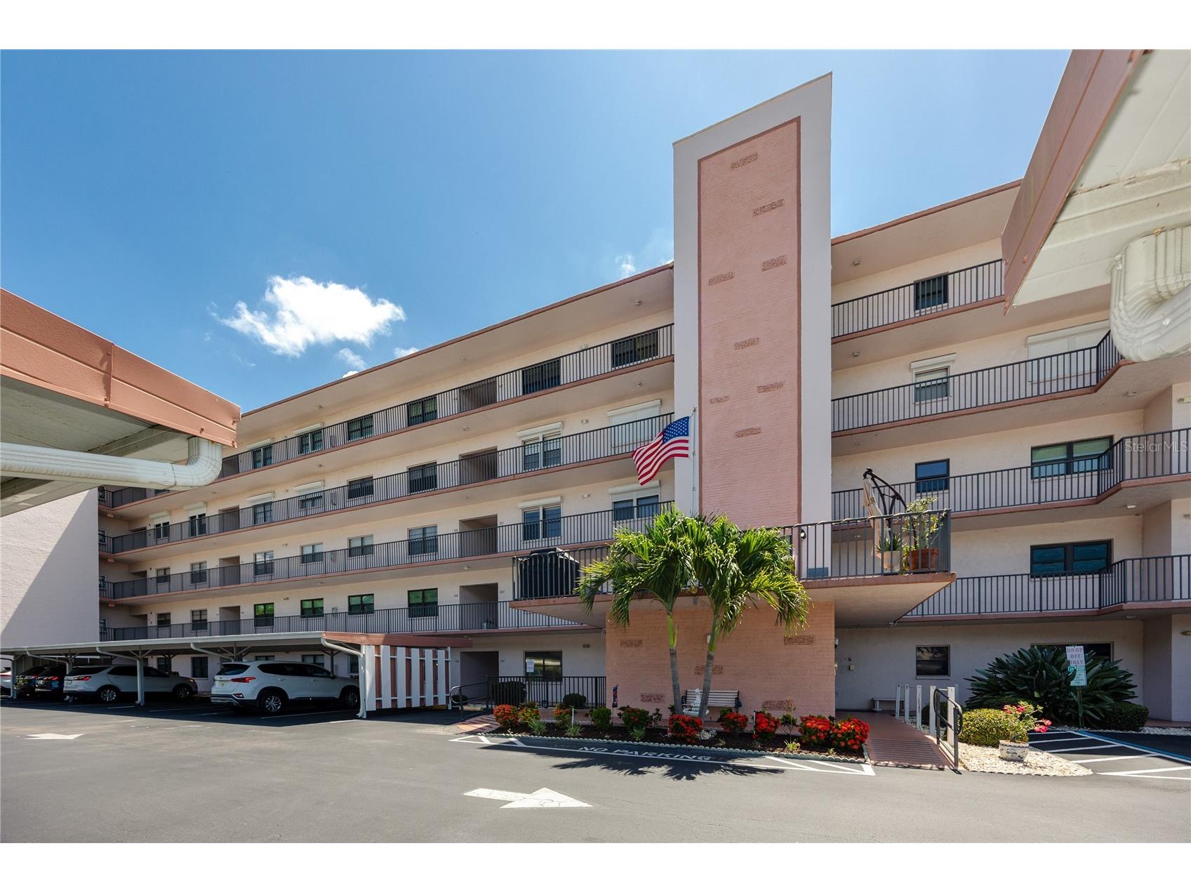 8174 Terrace Garden Drive N #307 Saint Petersburg FL 33709 TB8524287 image1
