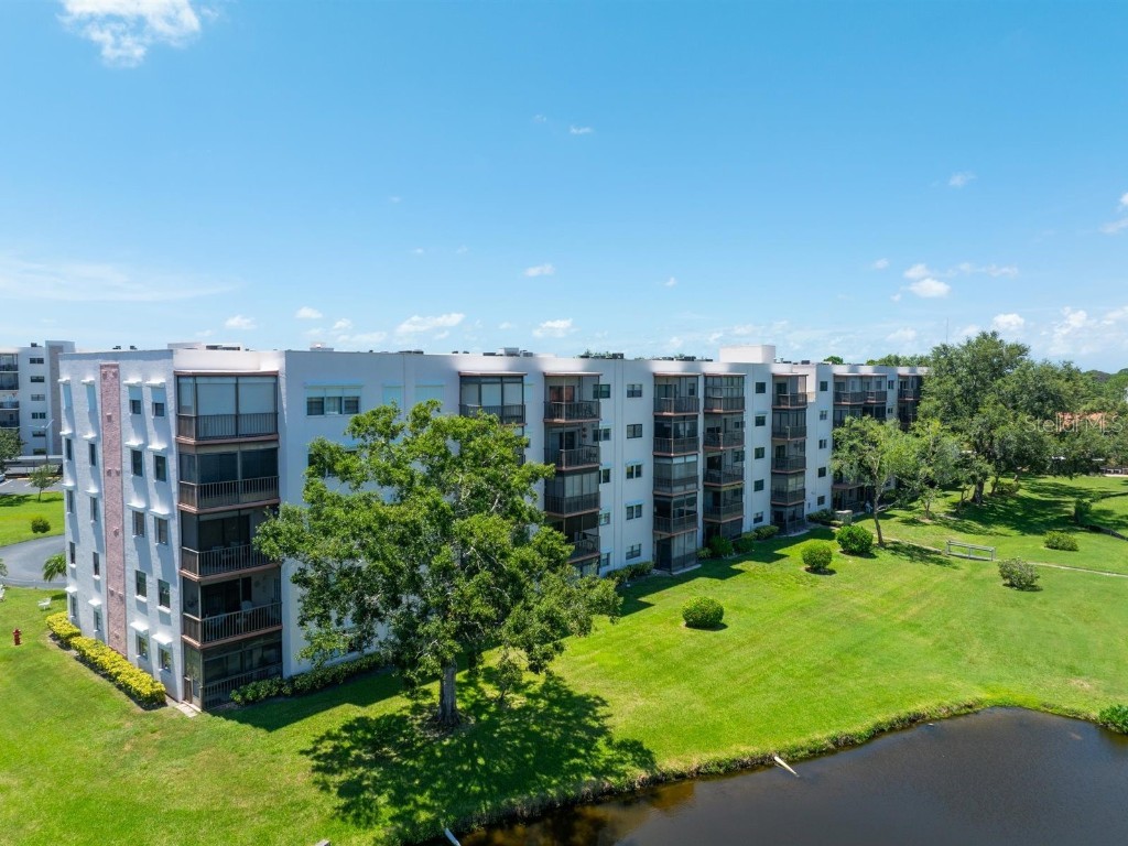 8174 Terrace Garden Drive N #507 Saint Petersburg FL 33709 TB8409716 image1