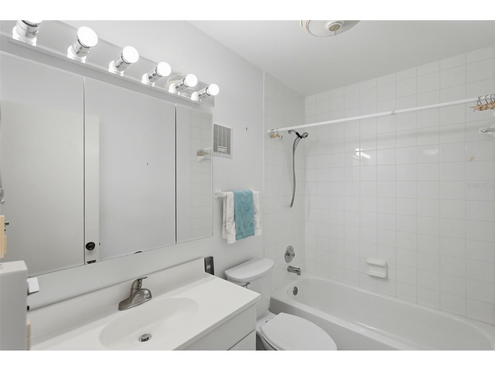 8174 Terrace Garden Drive N #507 Saint Petersburg FL 33709 TB8409716 image43