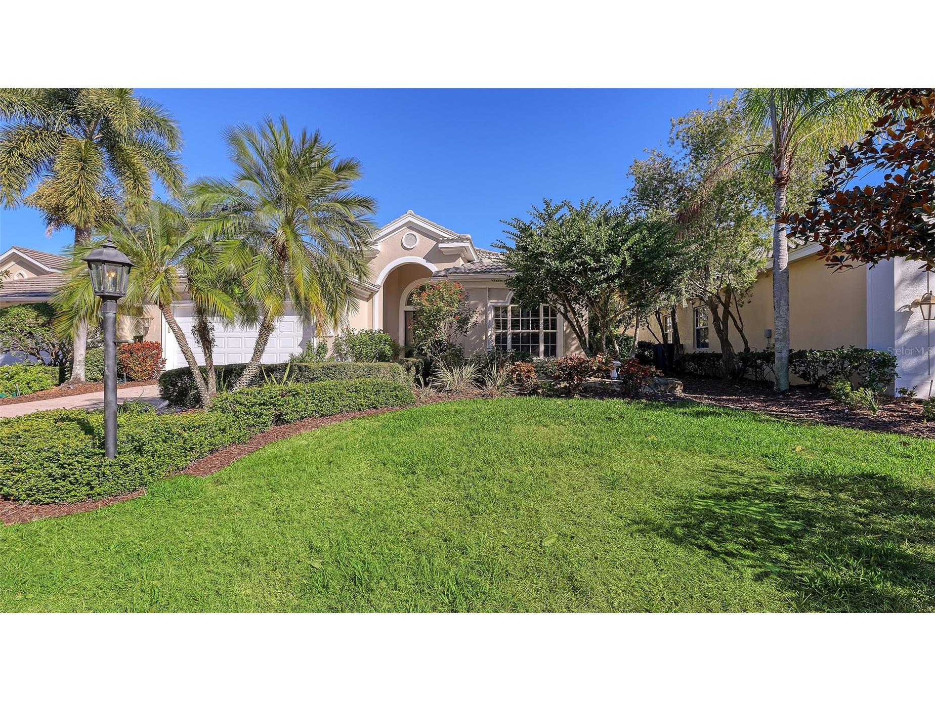 8175 Abingdon Court Bradenton FL 34201 A4679523 image1