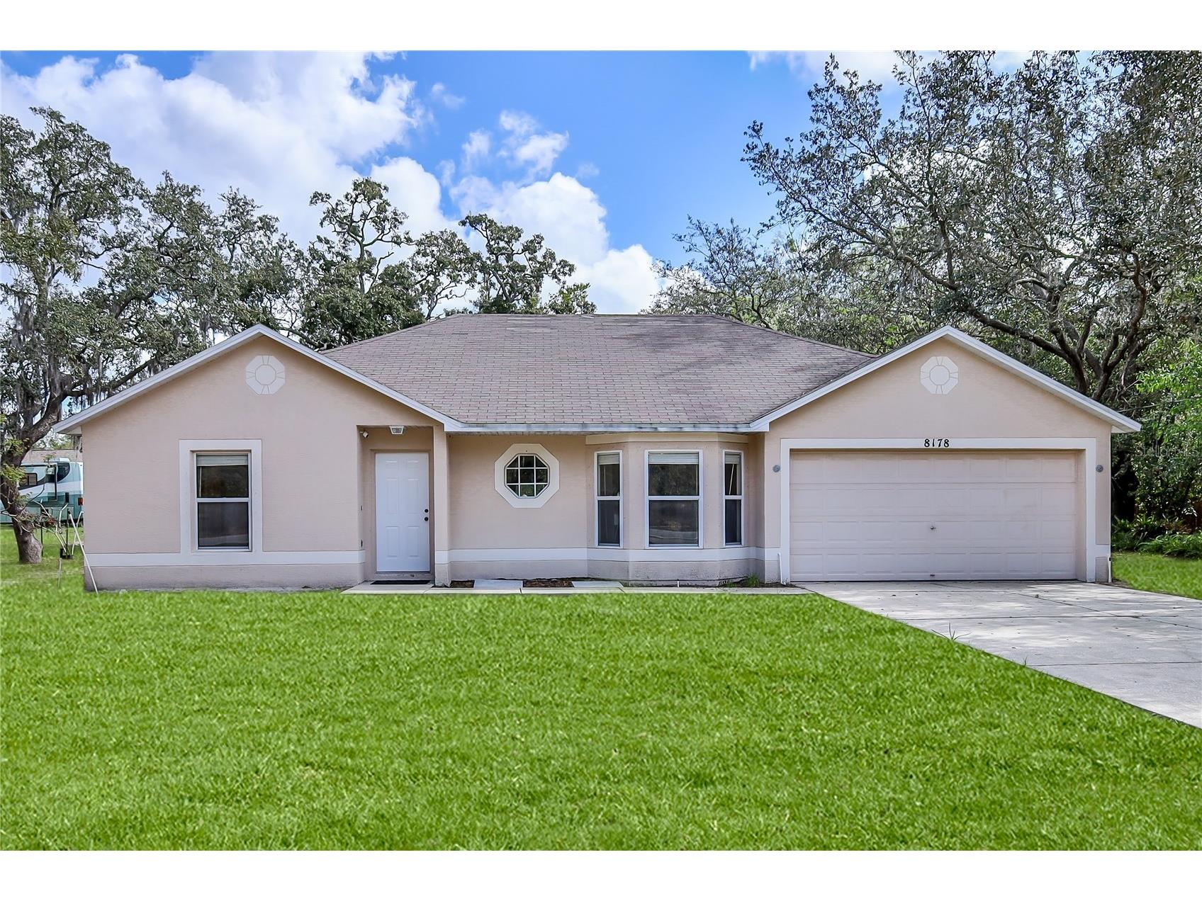 8178 Pinehurst Drive Spring Hill FL 34606 W7883535 image1