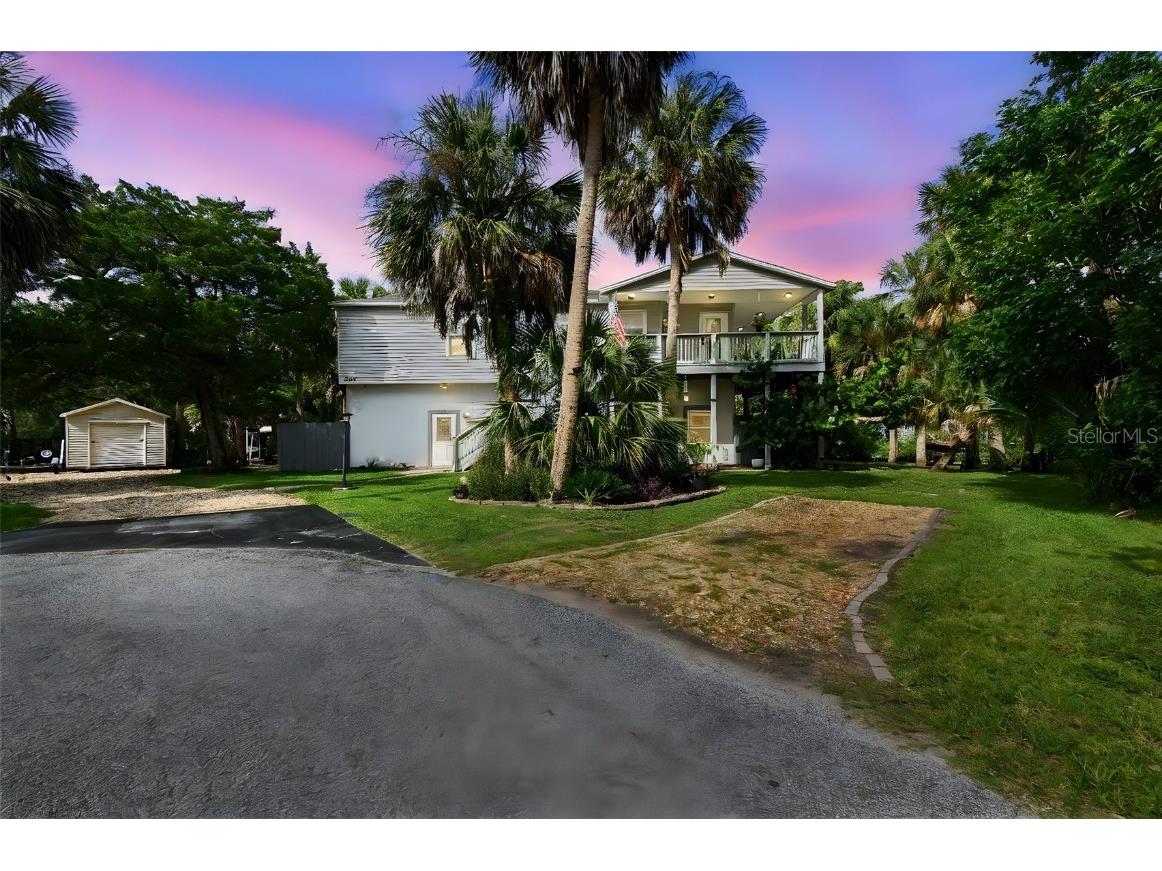 8178 River Point Drive Weeki Wachee FL 34607 TB8413464 image1