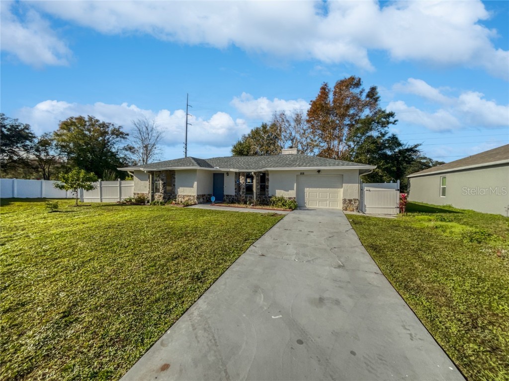 818 Cardinal Way Poinciana FL 34759 O6145654 image1