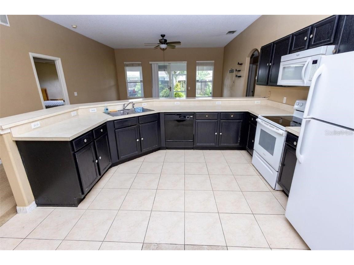 818 Carrousel Lane Kissimmee FL 34759 S5123449 image3