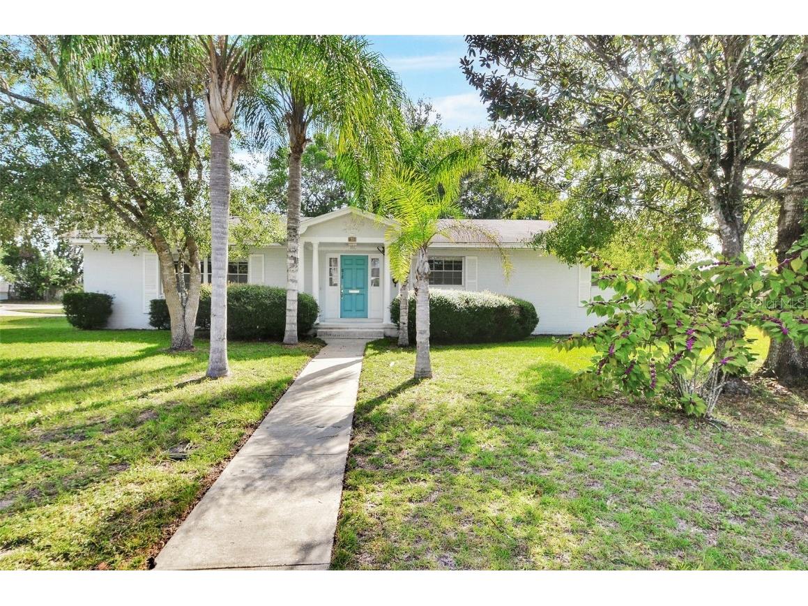 818 Eastover Circle Deland FL 32724 V4944656 image1