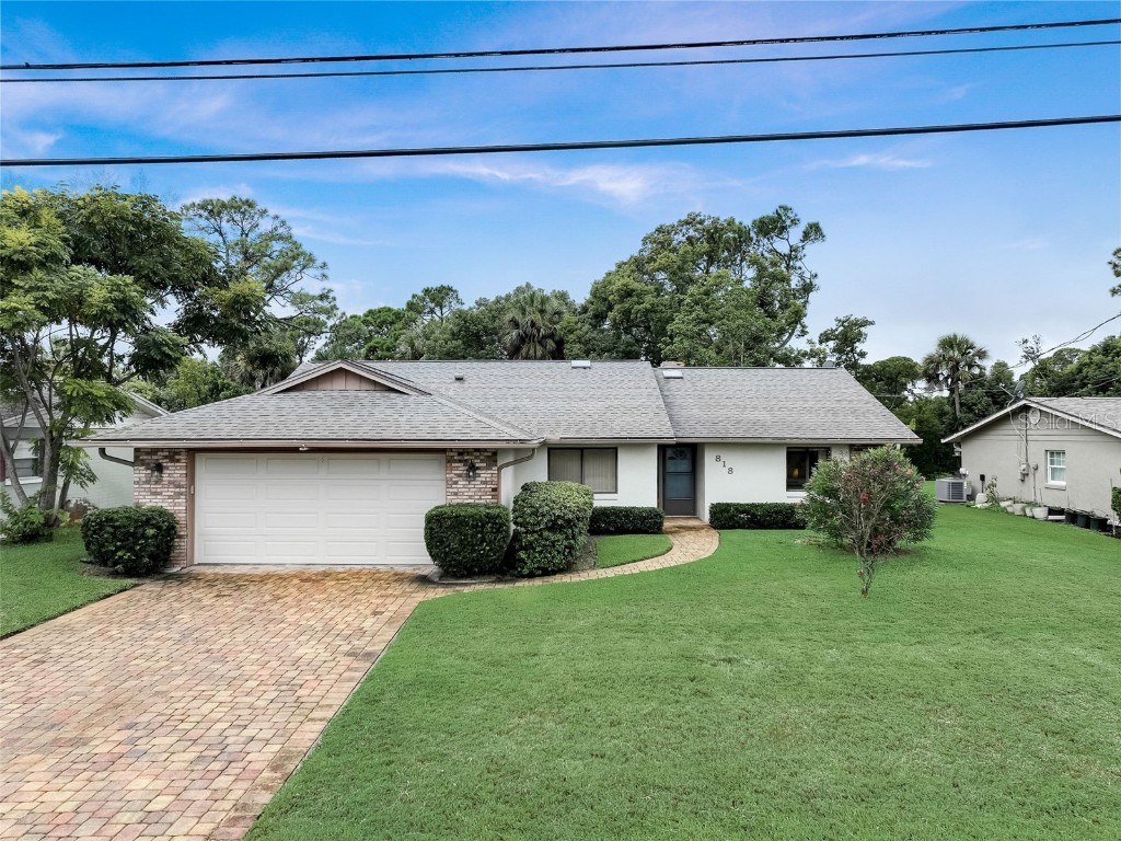 818 Fairway Drive New Smyrna Beach FL 32168 O6146093 image1