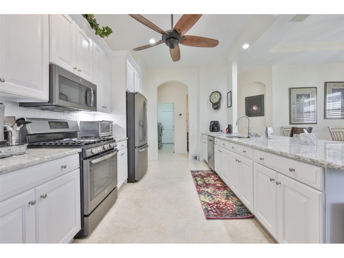 818 King Leon Way Sun City Center FL 33573 TB8454652 image8