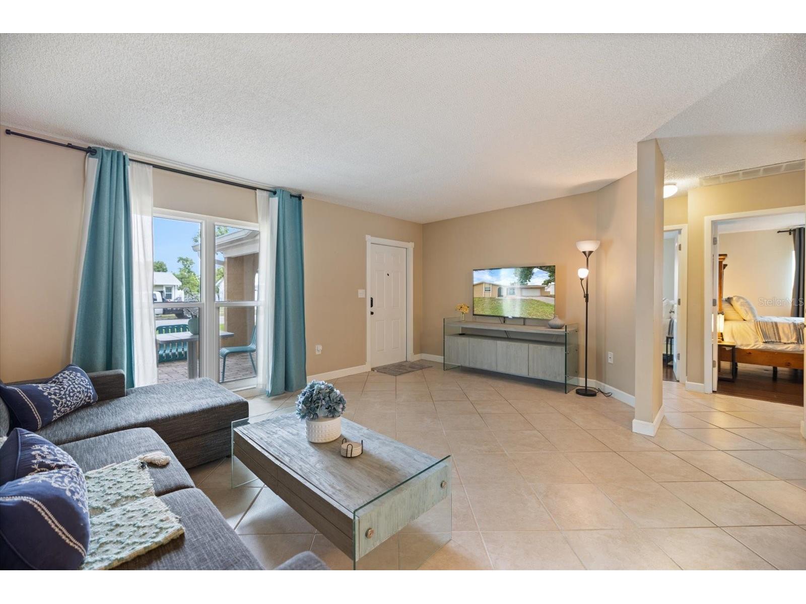818 Plum Tree Lane Sarasota FL 34243 A4692887 image12