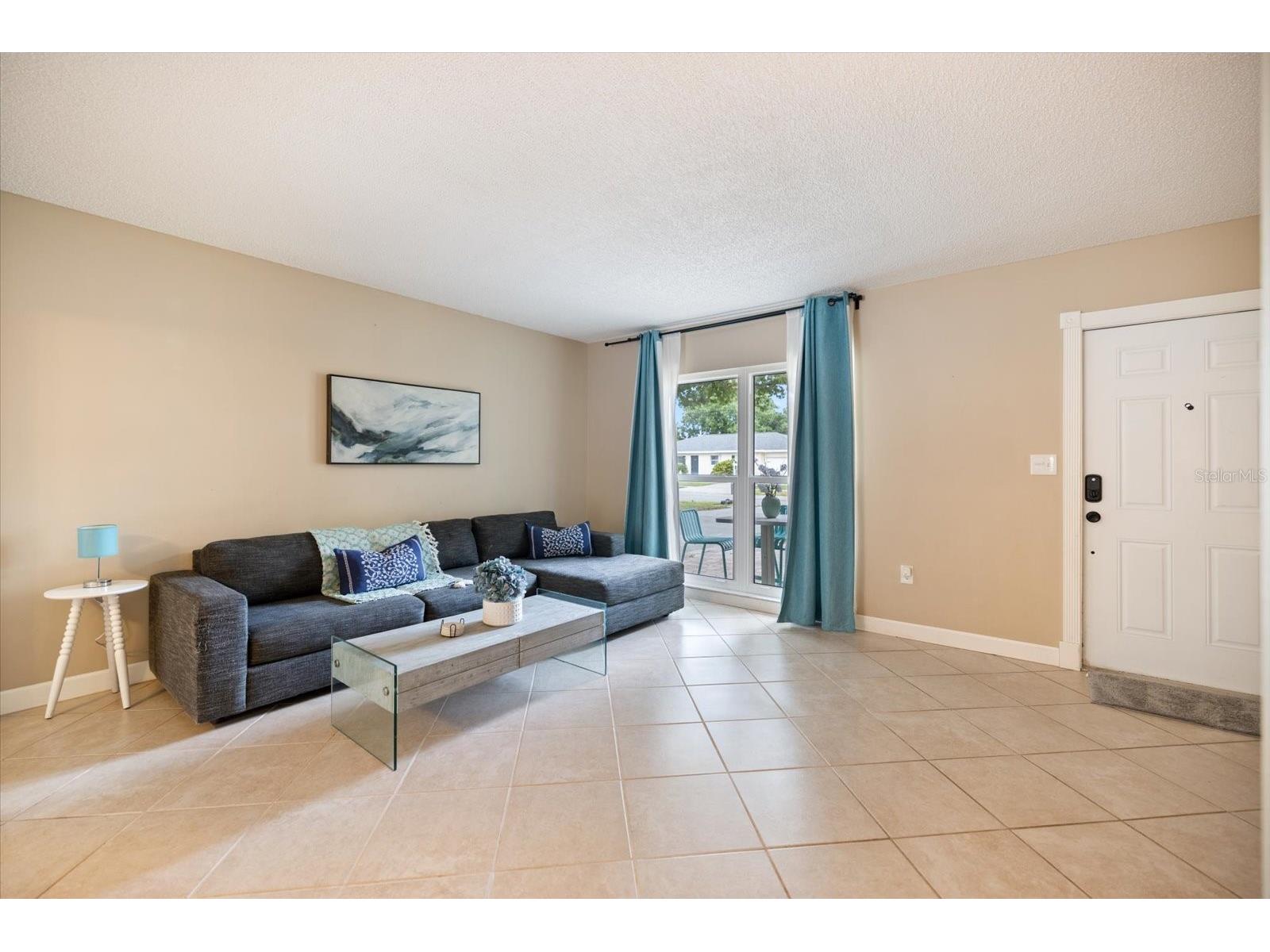 818 Plum Tree Lane Sarasota FL 34243 A4692887 image14