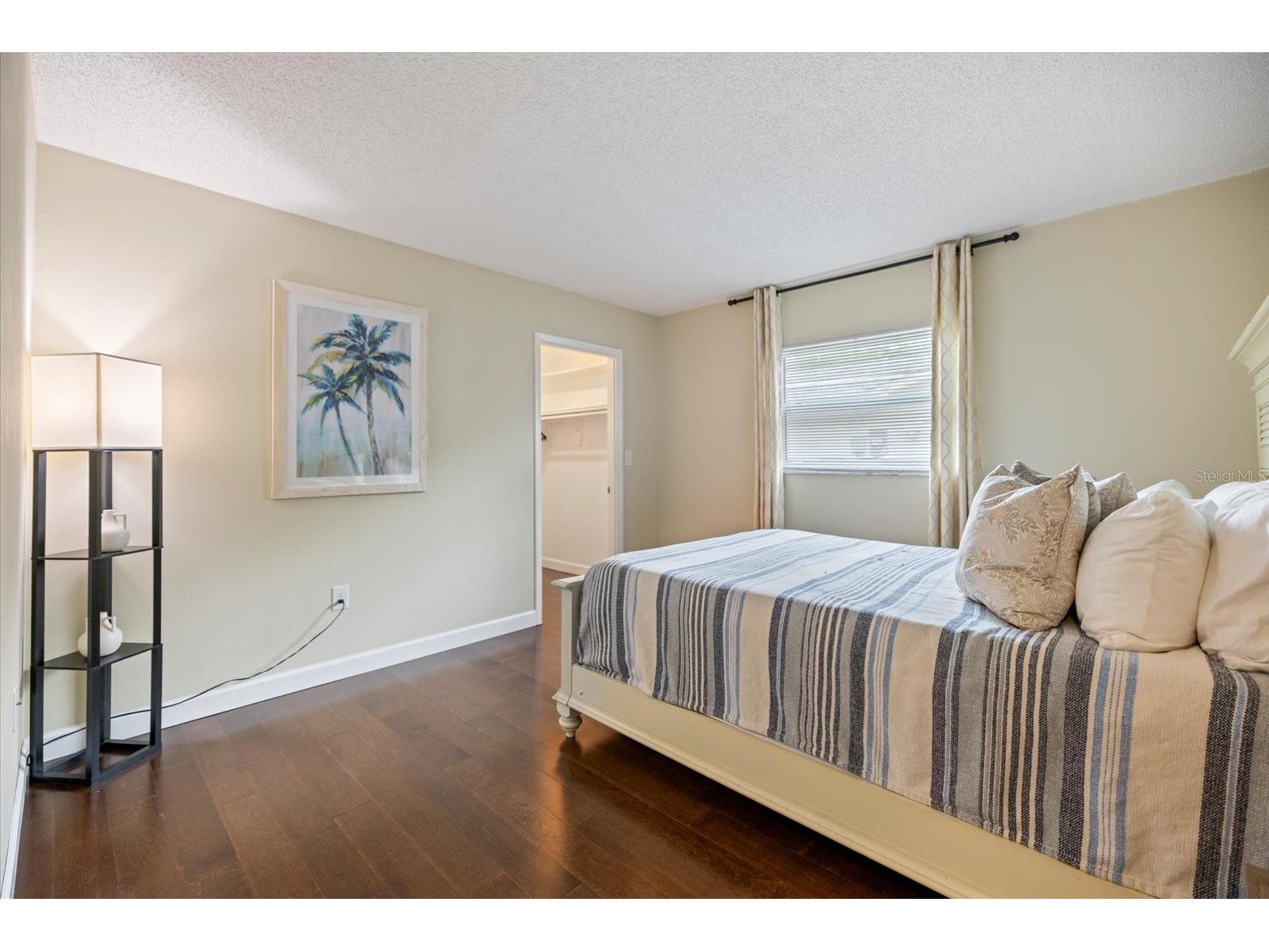 818 Plum Tree Lane Sarasota FL 34243 A4692887 image21