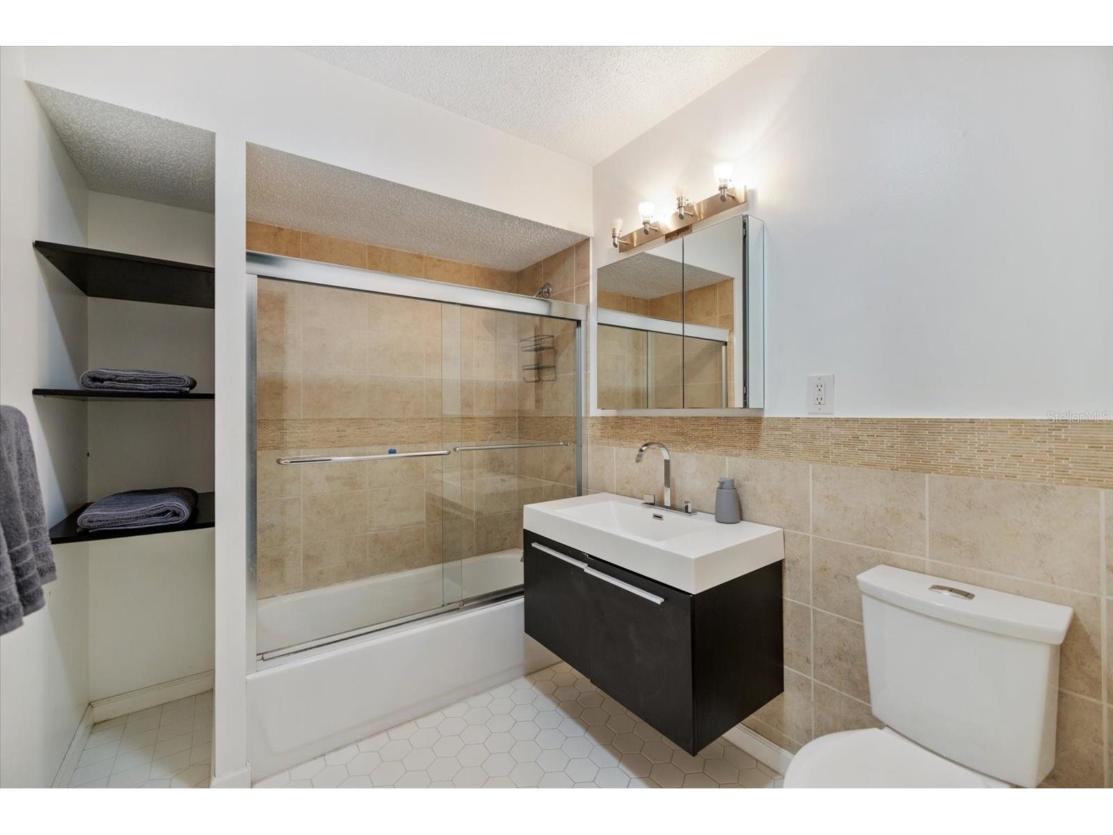 818 Plum Tree Lane Sarasota FL 34243 A4692887 image30