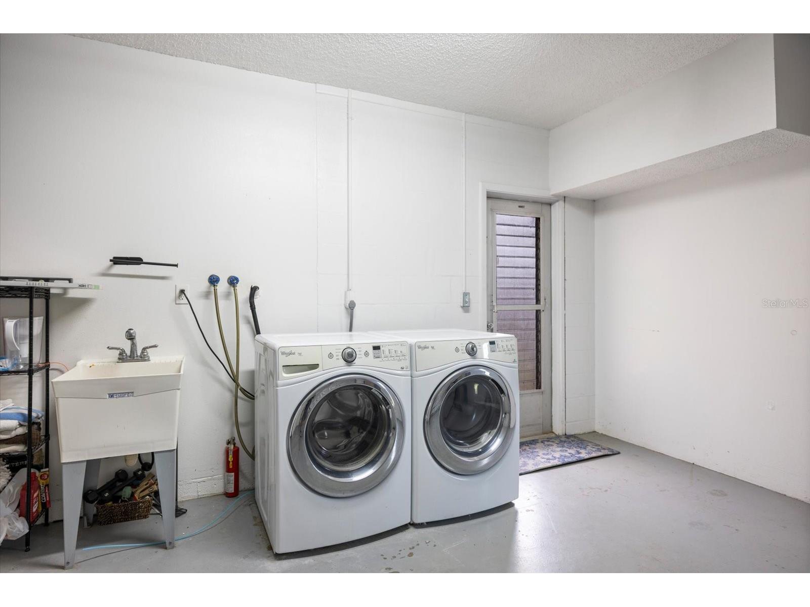 818 Plum Tree Lane Sarasota FL 34243 A4692887 image31
