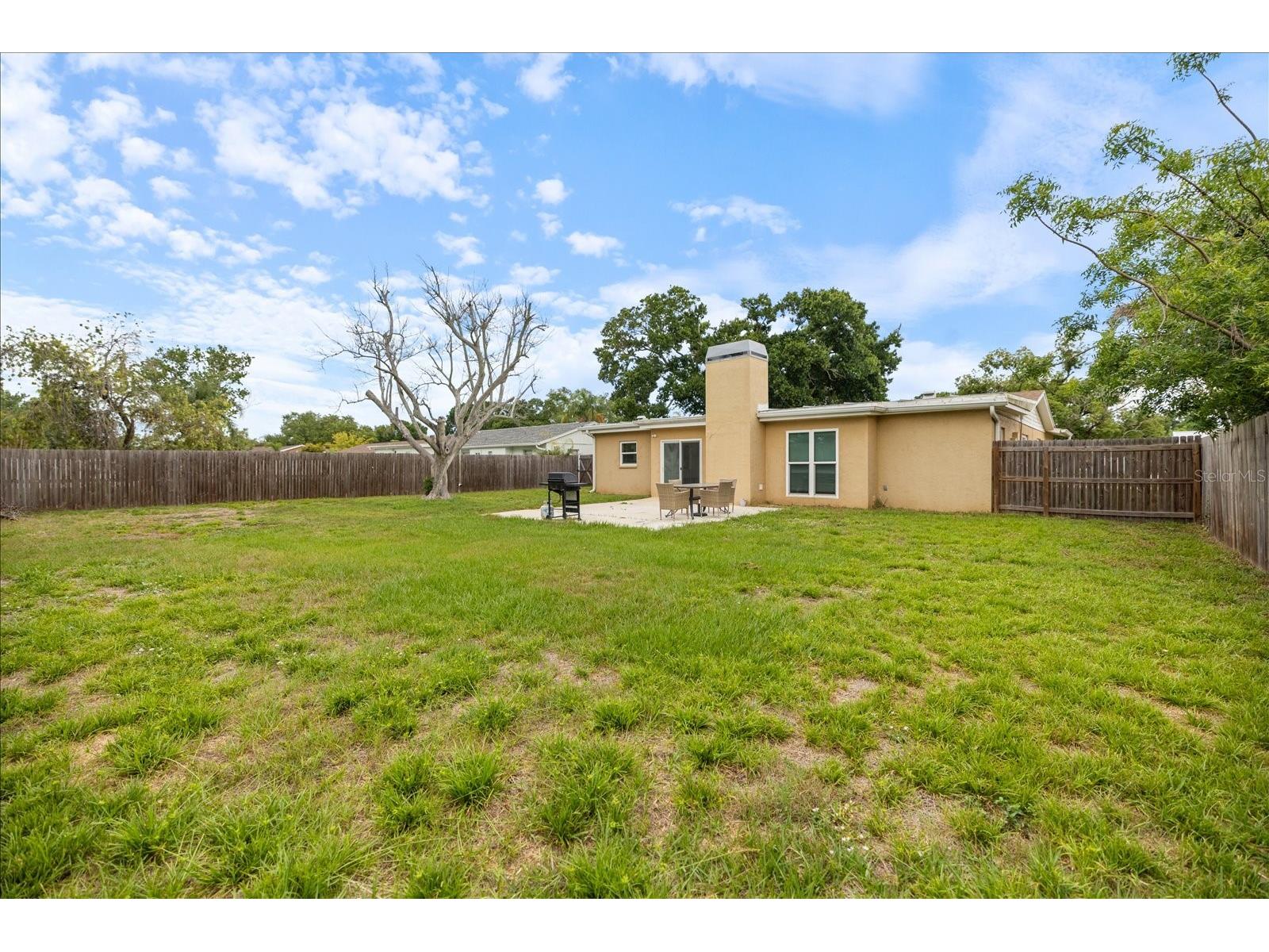 818 Plum Tree Lane Sarasota FL 34243 A4692887 image34