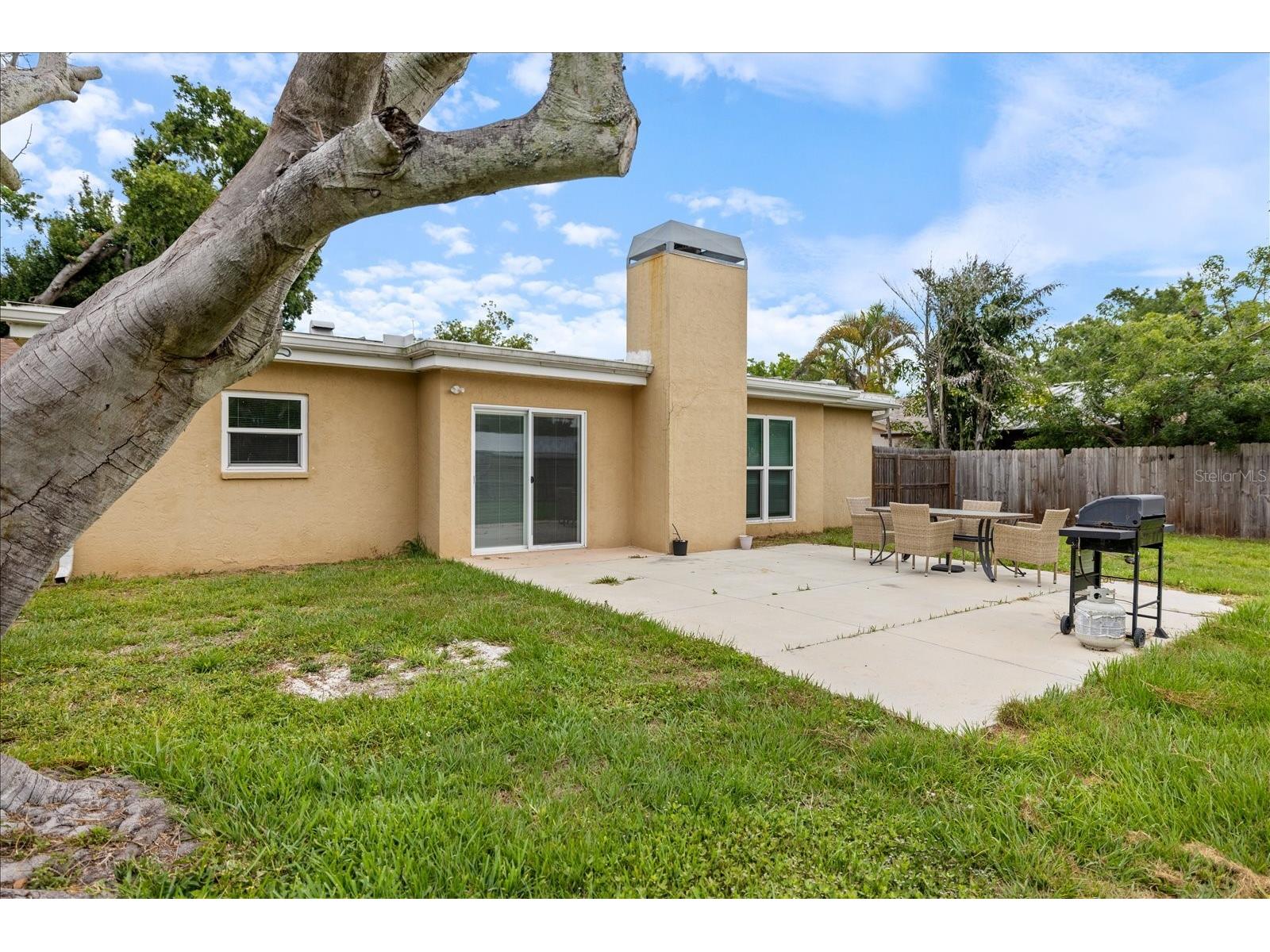 818 Plum Tree Lane Sarasota FL 34243 A4692887 image36