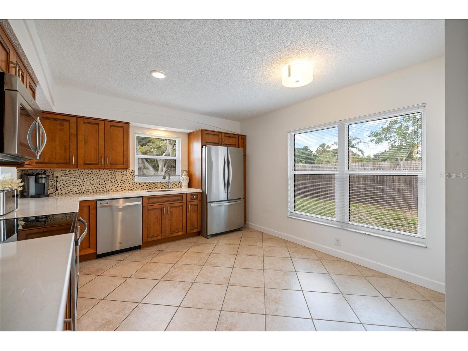 818 Plum Tree Lane Sarasota FL 34243 A4692887 image6
