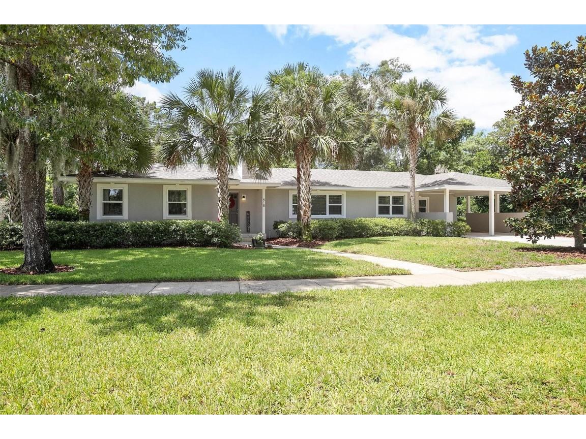 818 W Highland Avenue Deland FL 32720 V4931437 image1