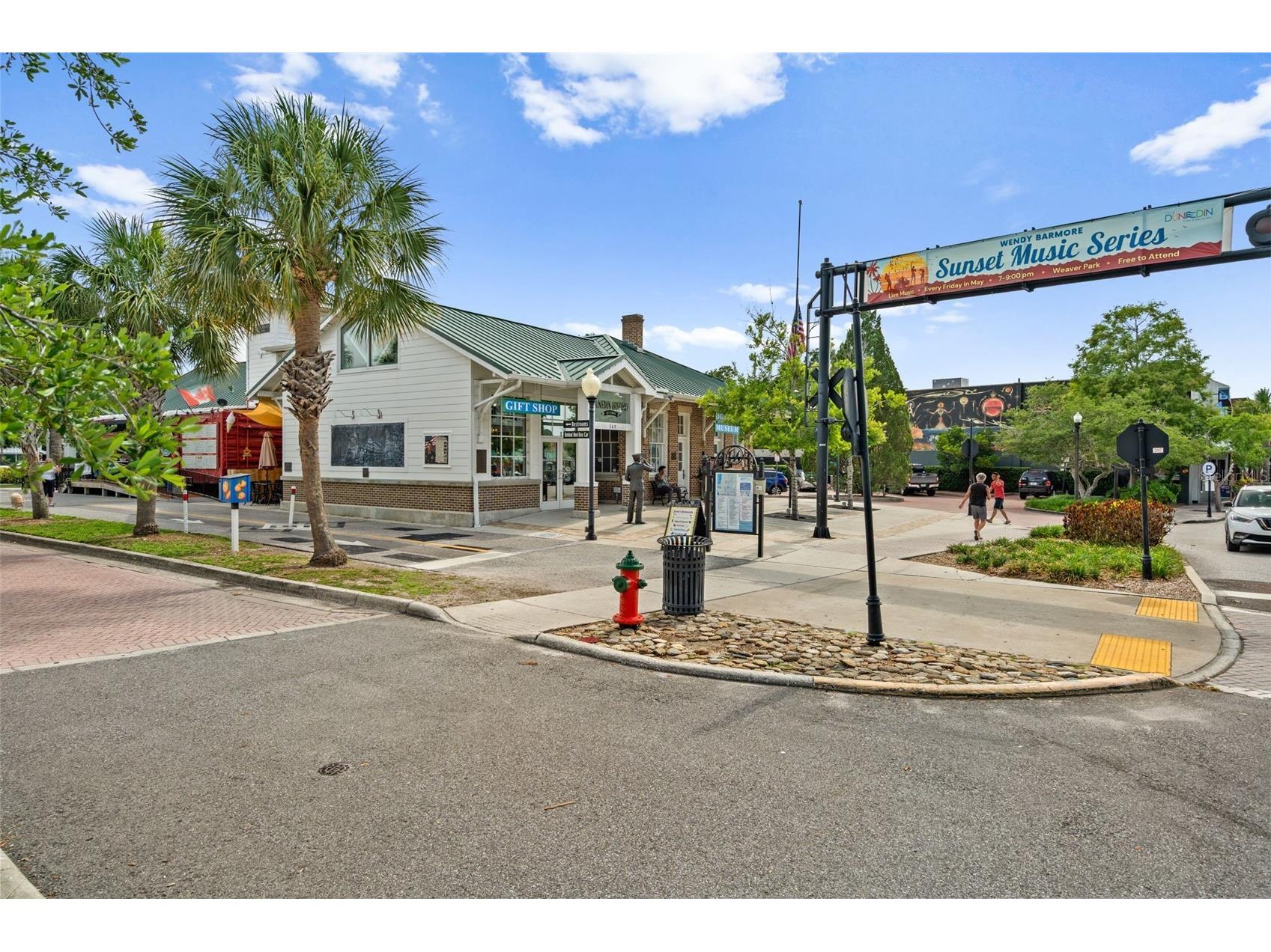 818 Wilkie Street Dunedin FL 34698 TB8515771 image44