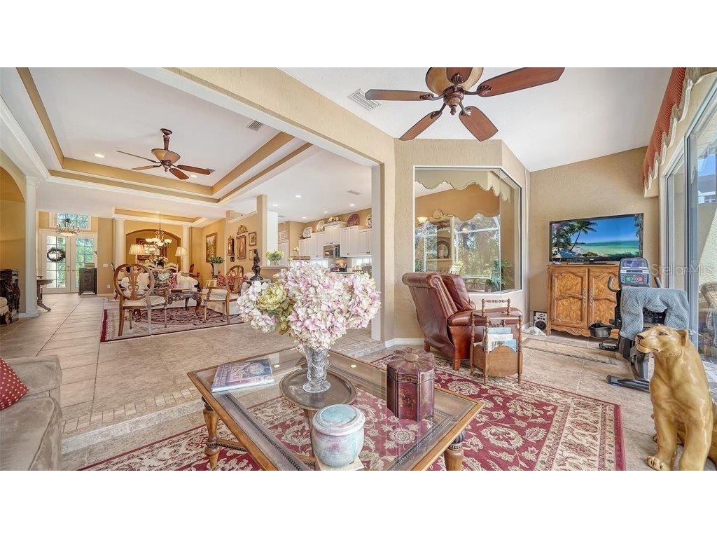 8183 Nice Way Sarasota FL 34238 A4681829 image11