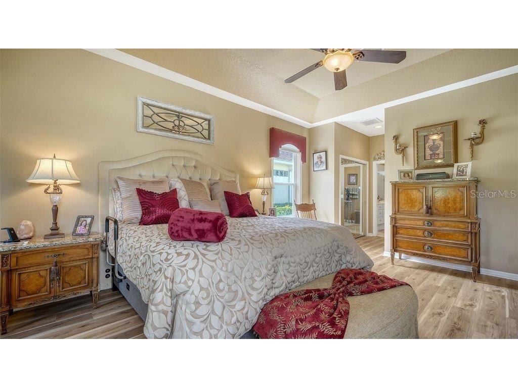 8183 Nice Way Sarasota FL 34238 A4681829 image34
