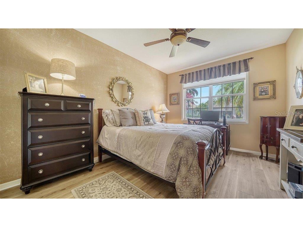 8183 Nice Way Sarasota FL 34238 A4681829 image39