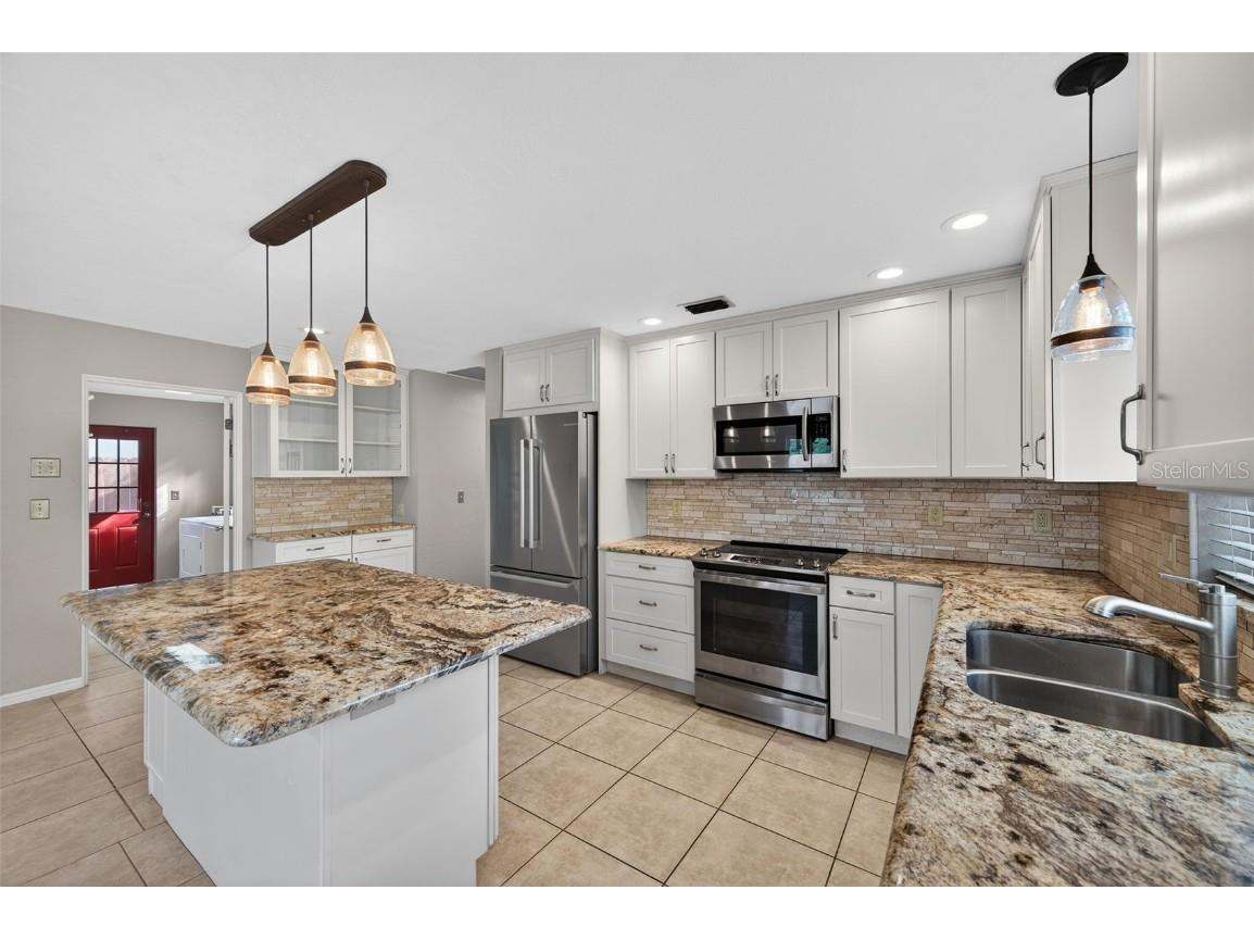 8184 24th Avenue N Saint Petersburg FL 33710 TB8453458 image10