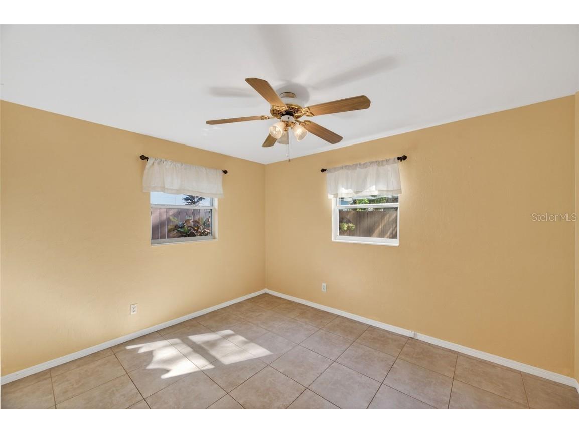 8184 24th Avenue N Saint Petersburg FL 33710 TB8453458 image17