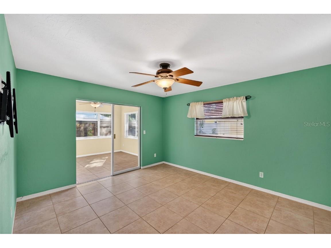 8184 24th Avenue N Saint Petersburg FL 33710 TB8453458 image19