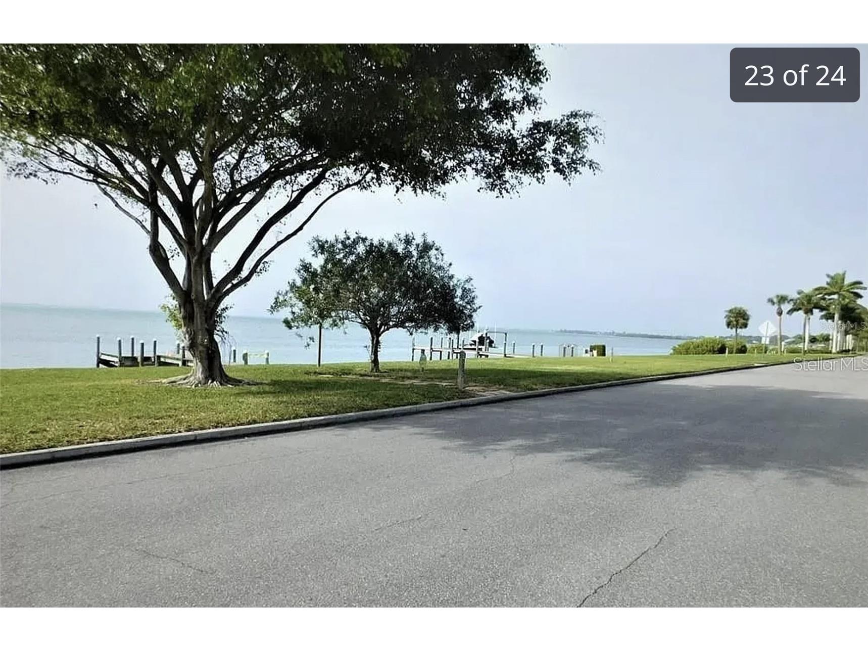 8185 Longbay Boulevard Sarasota FL 34243 A4677562 image23