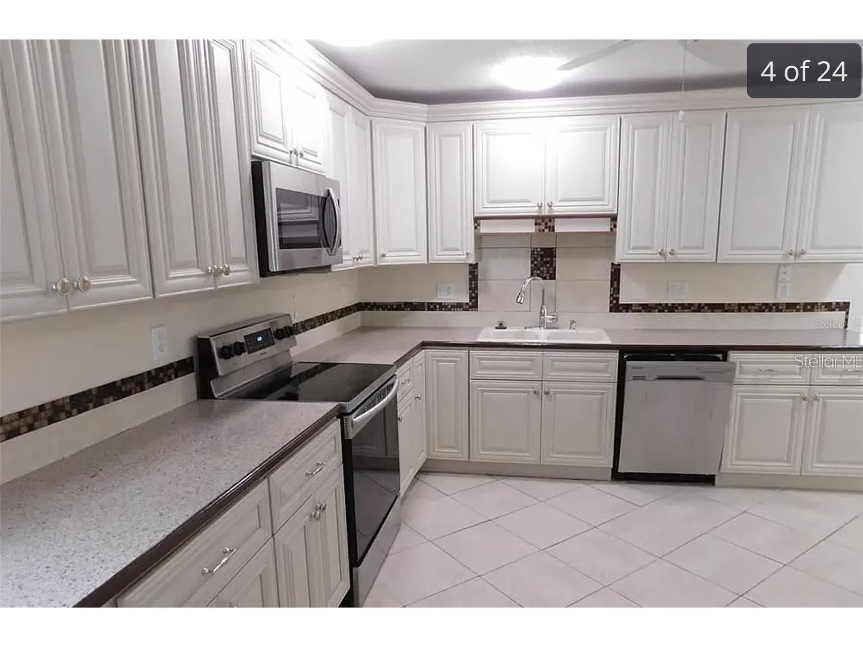 8185 Longbay Boulevard Sarasota FL 34243 A4677562 image5