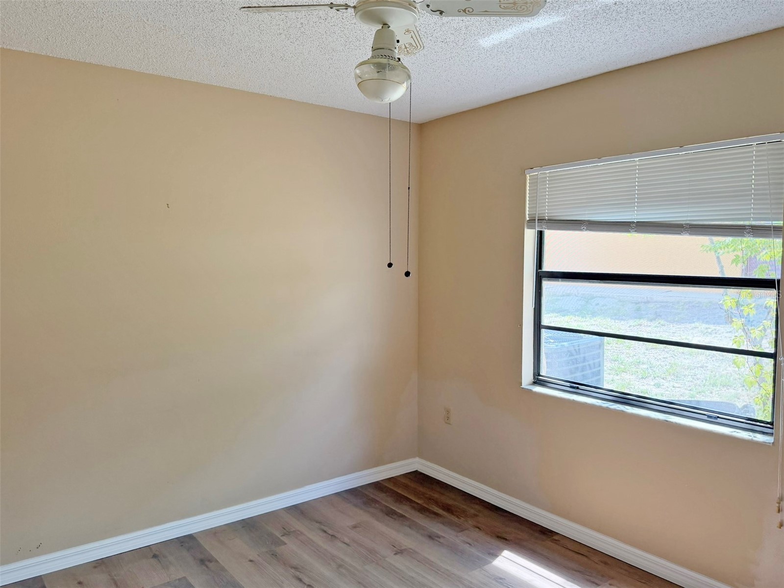 8185 Philatelic Drive Spring Hill FL 34606 TB8505031 image16