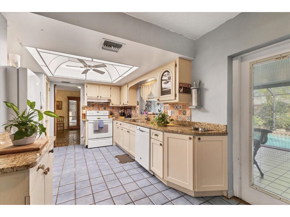 8186 Boca Grande Avenue North Port FL 34287 D6143978 image13