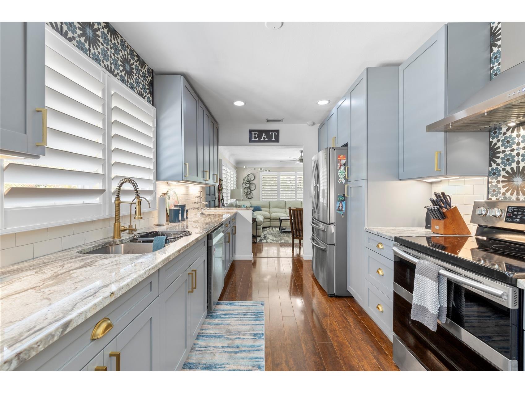 8187 23rd Avenue N Saint Petersburg FL 33710 TB8503645 image10